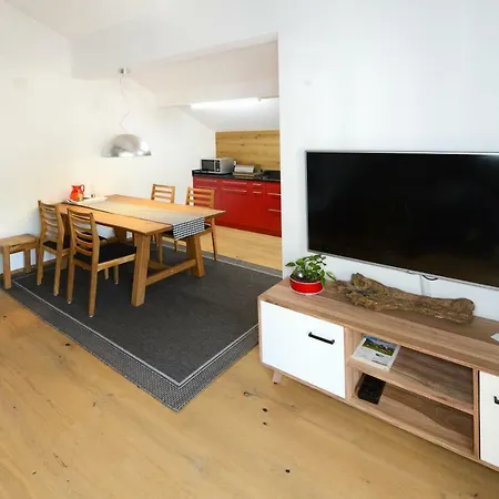 Zer Treichi Lägenhet Fiesch